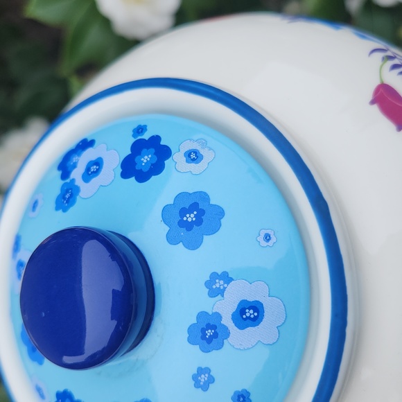 Disney Alice in Wonderland tea pot - Picture 5 of 5